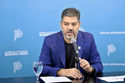 Basura y más: Bianco recogió el guante y le sacudió a Jorge Macri con munición gruesa