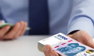 Los créditos pedidos por empleados estatales vs. los créditos de los funcionarios de LLA